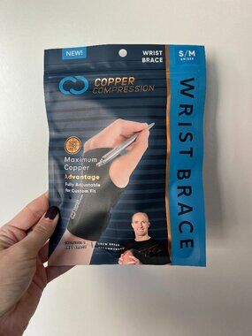 NIB Copper Compression Wrist Brace, Size Small/Medium, Left Hand